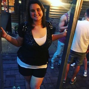 Meet your Posher, Stefanie